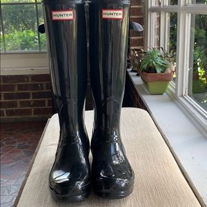 Black hunter boots!!!